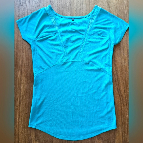 Nike Dri-Fit t-shirt, women's XS, Aqua/Turquoise colour, see pics! - Picture 2 of 8